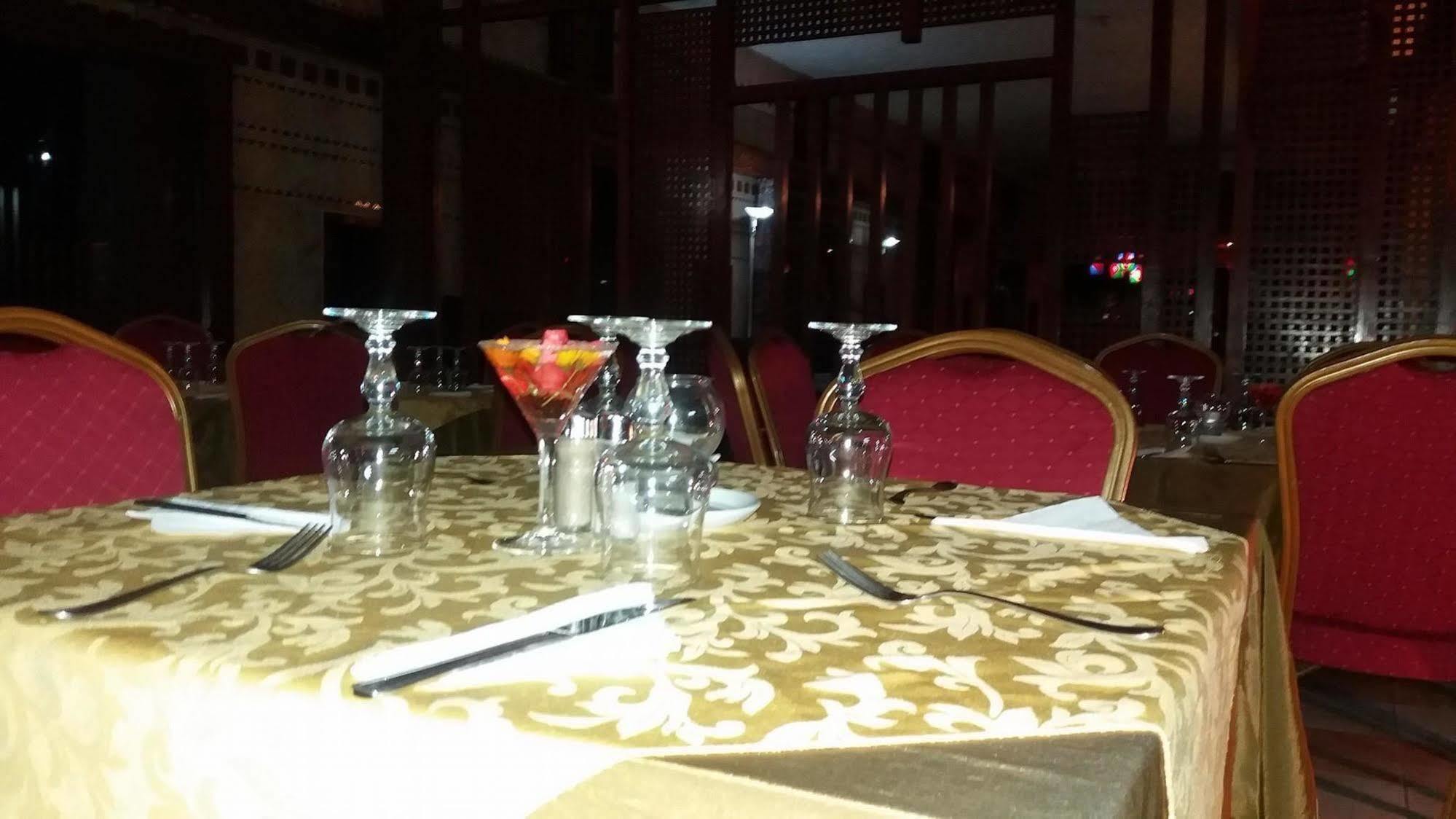 Sidi Harazem Hotel Exterior photo
