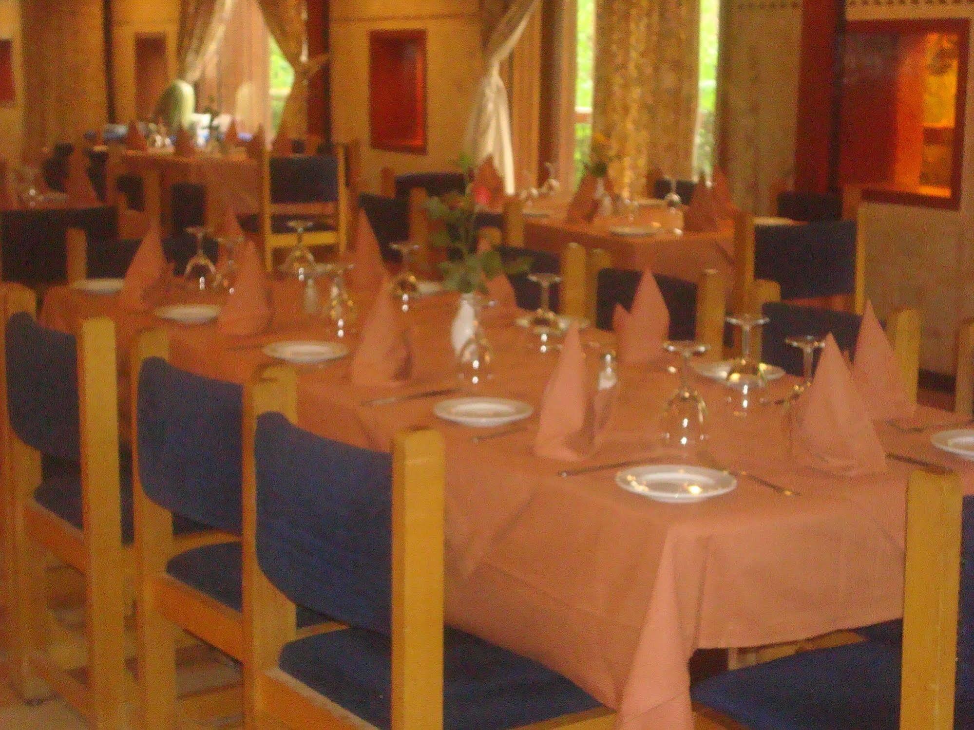 Sidi Harazem Hotel Exterior photo